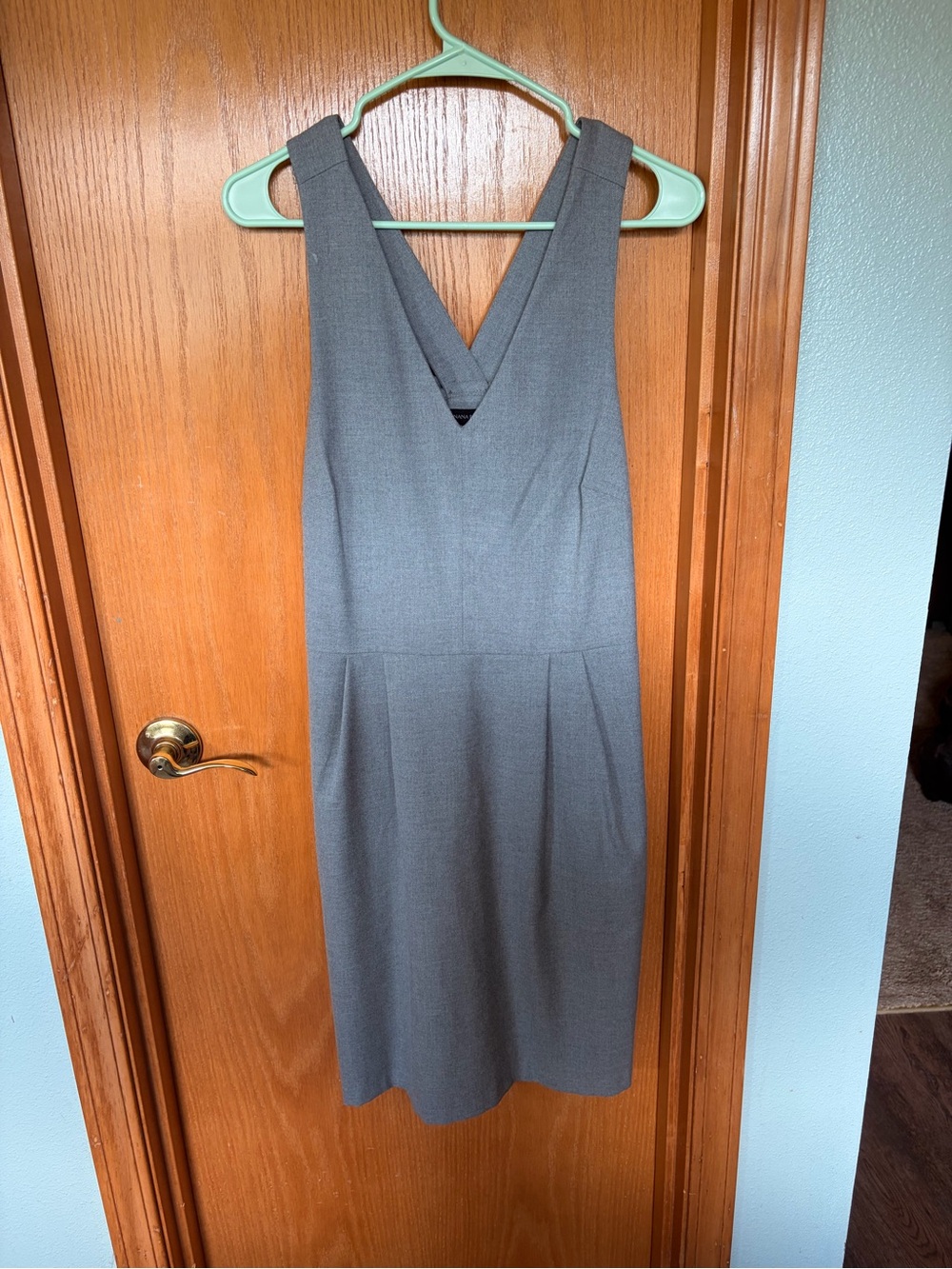 Banana Republic Gray V-Neck Midi Sheath Dress